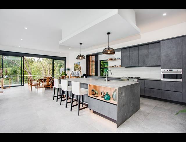 5 BEDROOM HOUSE FOR SALE IN DAINFERN GOLF ESTATE